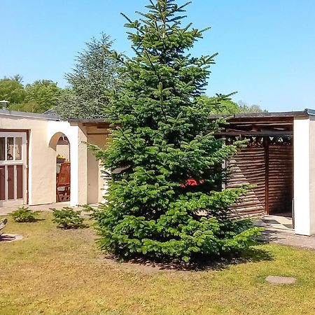 Awesome apartment in Lbtheen-Garlitz with 2 Bedrooms Buitenkant foto