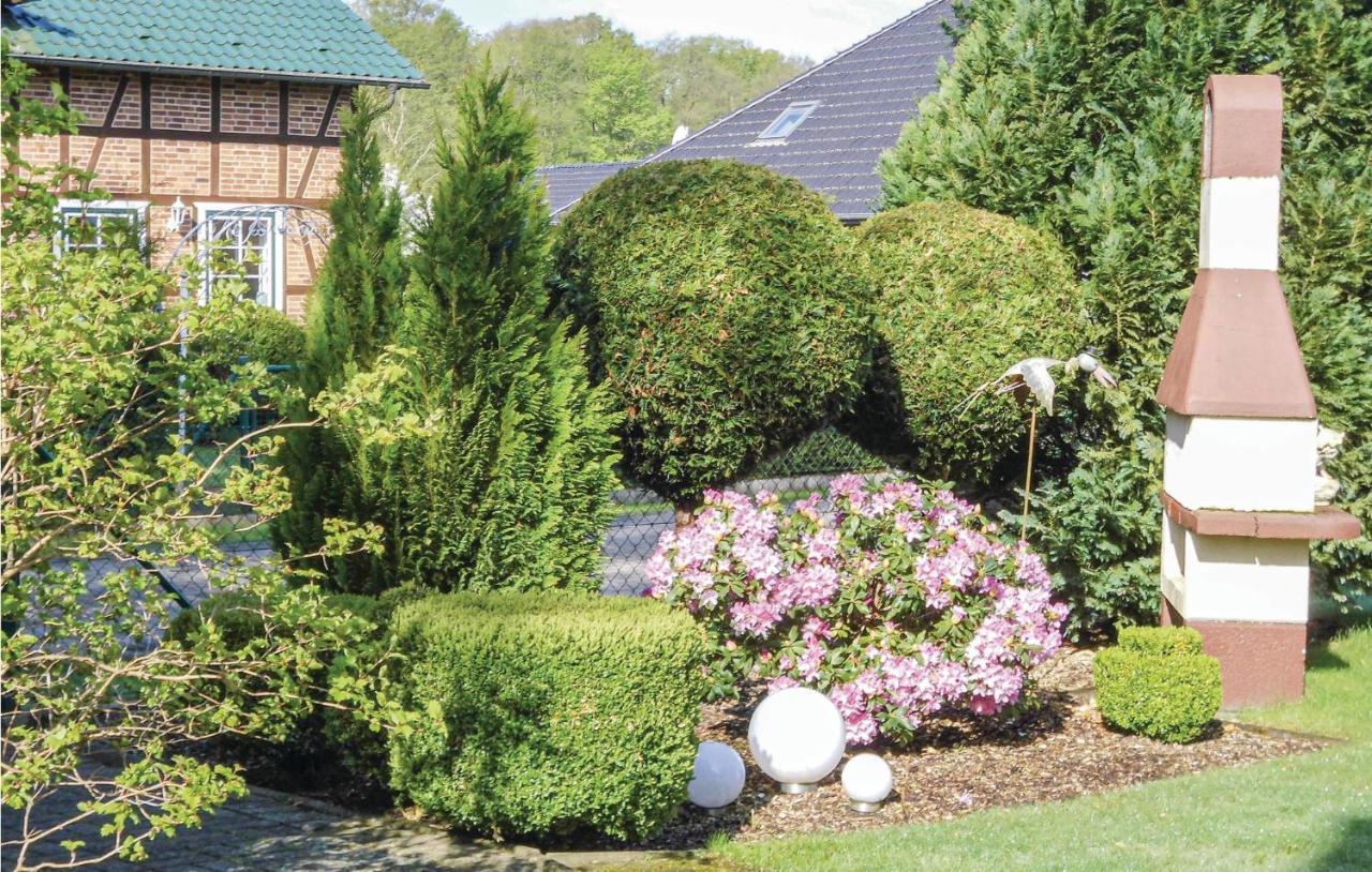 Awesome apartment in Lbtheen-Garlitz with 2 Bedrooms Buitenkant foto